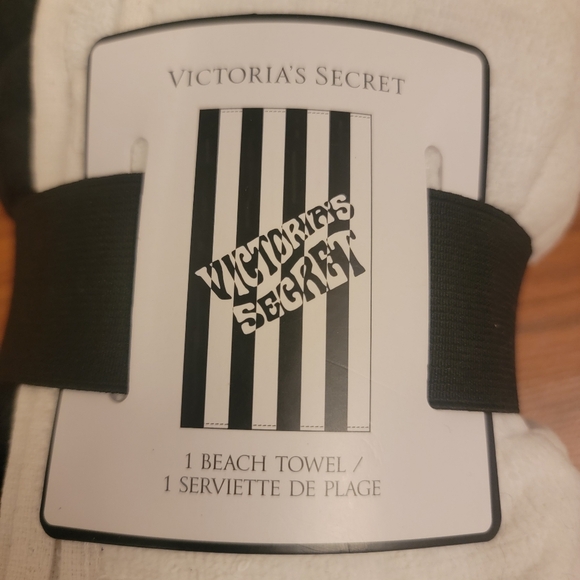 Victoria's Secret Black and White Beach Towel - Picture 2 of 5